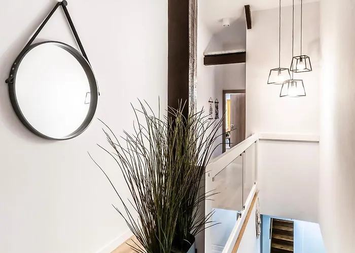 Drzewicz לינה וארוחת בוקר 3*